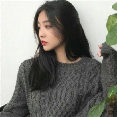 qq头像女生带字超拽萌女