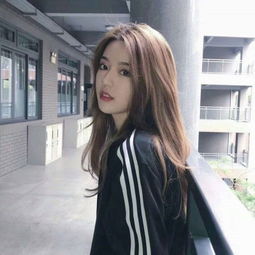  女生头像霸气超拽个性气质高冷披头发女图