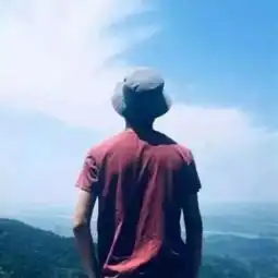 情侣头像背影蓝色海边情头
