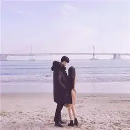  2018情侣头像一男一女超拽小清新头像时间会证明你是对的人