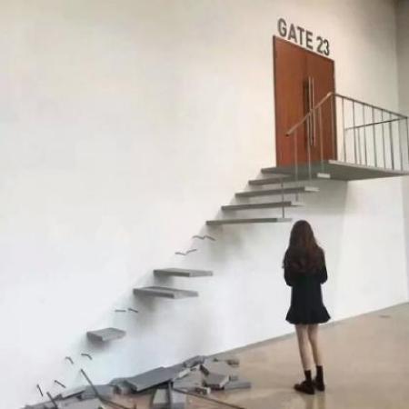  高冷情侣头像背影一男一女我是最幸福的