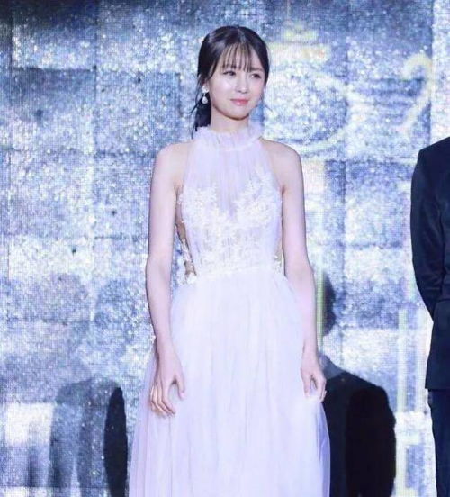  沈梦辰的脸越来越像吴昕和韩雪比衣品高级感也不够