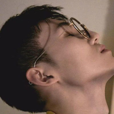  网红头像男韩国网红ins男头像