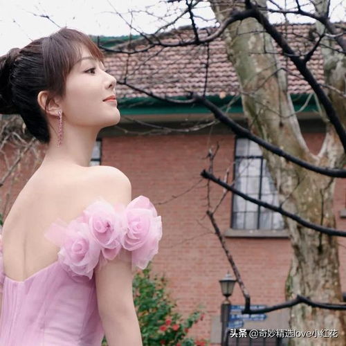  小雪长大了还是那么可爱漂亮杨紫