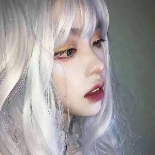  欧美头像女ins风霸气