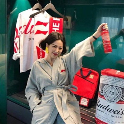  短发女生头像唯美,我是御姐第一人