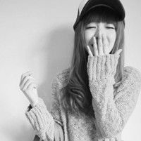  视觉黑白混搭女生头像对不起,我把你说的拟人了