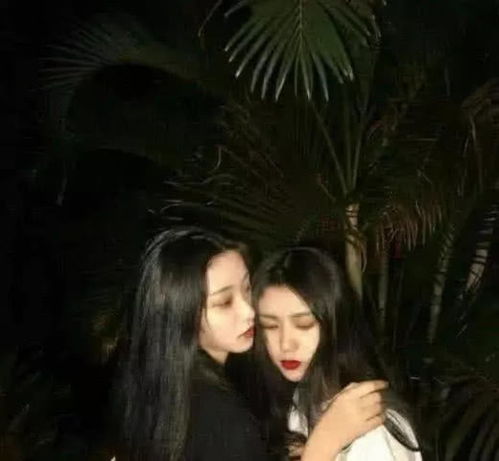  甜蜜深情闺蜜头像我可以不要男朋友,但我一定要有个女朋友