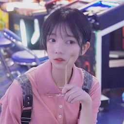  最新唯美可爱女生微博头像爱你爱到无可救药的地步