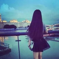 头像女生背影侧脸