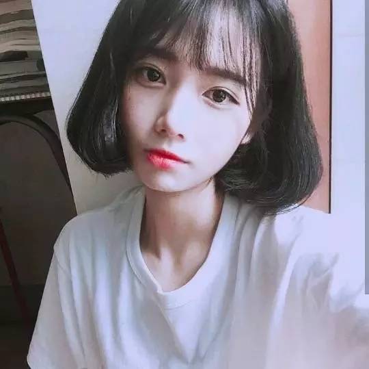  女生头像择一人深爱,等一人终老