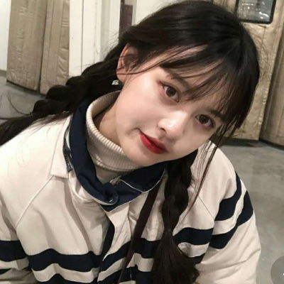  真人女生头像霸气漂亮的女生真人照片大全