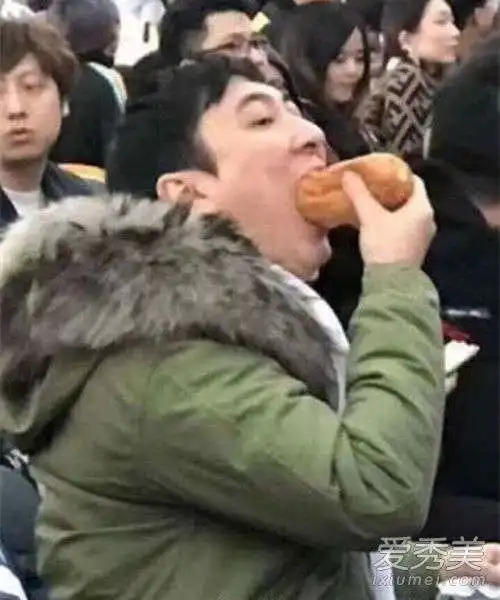 表情包情侣头像王思聪