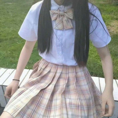  高清女头部位头像部位女头下半身污