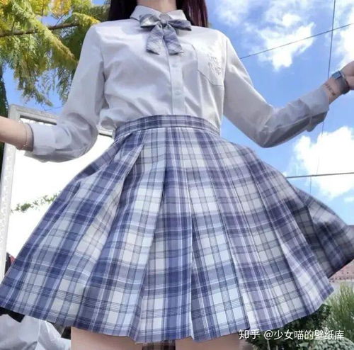  有没有那种穿jk的女头像
