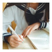  梦幻情怀的女生意境头像也许下一次我们再也不能牵对方的手