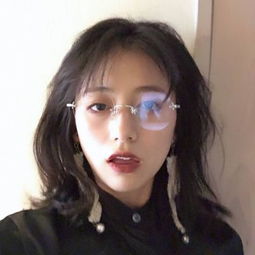  超拽个性女生贴吧头像2018最新一个拥抱能代替所有