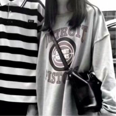  半身情侣头像不露脸一对姐就爱淑女怎么了