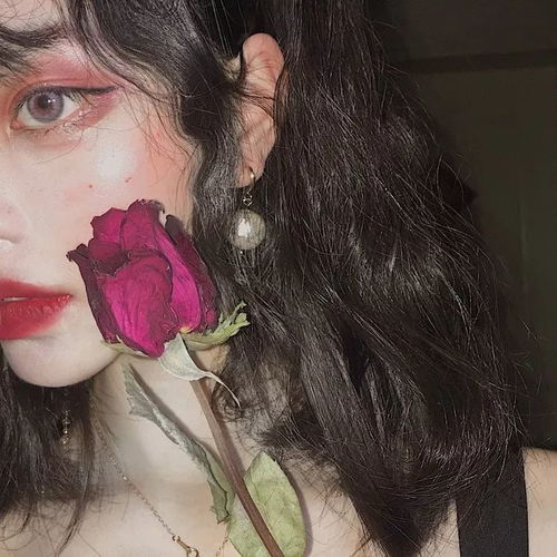  时尚霸气女生头像孤傲女帝