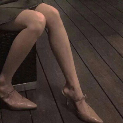  优质部位女头腿控优质玩网女头下半身污
