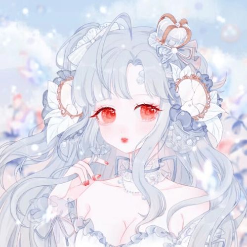  戴着王冠的绝美动漫女生头像