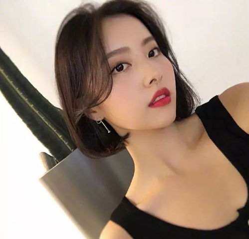 单眼皮女生头像图片