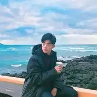 情侣头像一男一女2018最