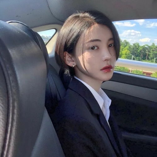 微信头像女生简单大方女