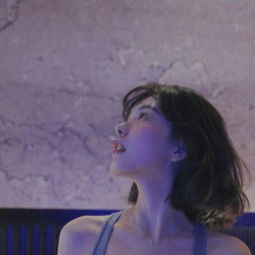 霸气情侣头像一男一女分开2018潮流有个性的情侣头像一对