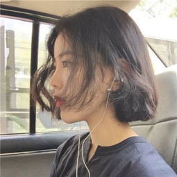  高冷炫酷拽女生头像精选很多时候不知道要怎么沟通所以总是笑