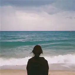  蓝色大海唯美的情侣一对2018一看就超级配的真人情侣头像
