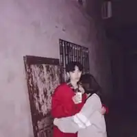 2018情头像情侣两张黑白