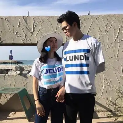  青春活泼的情侣头像改不掉爱我自己