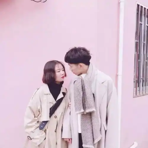 qq头像情侣一男一女结婚