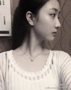  北电女生晒清纯写真清新自然邻家范儿
