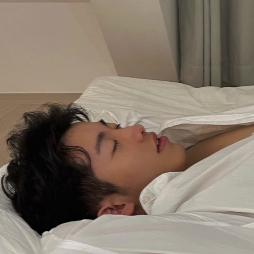  小众高级真人男生头像
