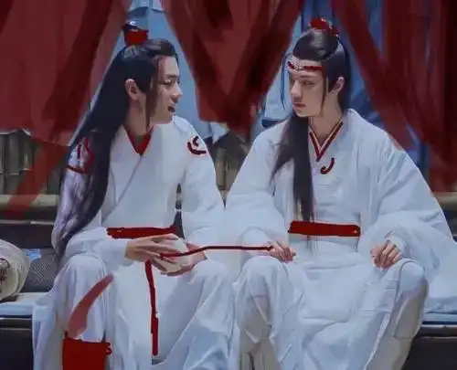 忘羡十六年情感纠葛蓝湛是如何成为网友心中最佳男友之选的呢