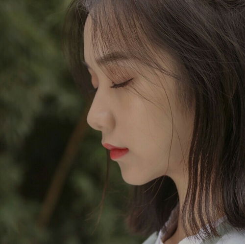  女生头像丨心里难过,却不知道为什么,只是一个劲的难过