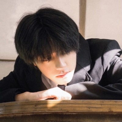  真人帅气男生头像