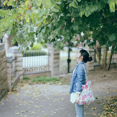 跪求小清新笑容灿烂的女头或情侣姐妹头