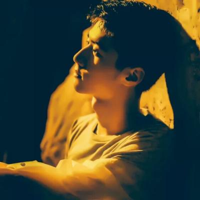  高清成熟帅气男生头像