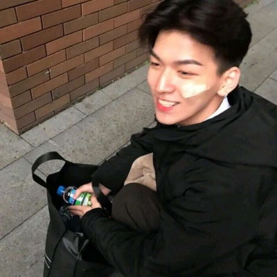  意境清新伤感男生头像我手持雾男生头像我要个性网