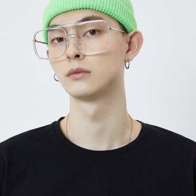  很帅气又很干净的ins风男生头像,ins风绝版超帅男生头像