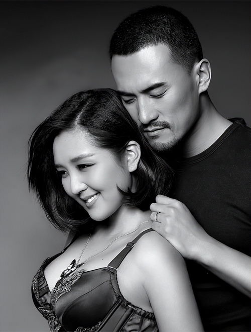  11年后再看何洁释小龙,她疑怀4胎又传婚变,他资产上亿娇妻在怀