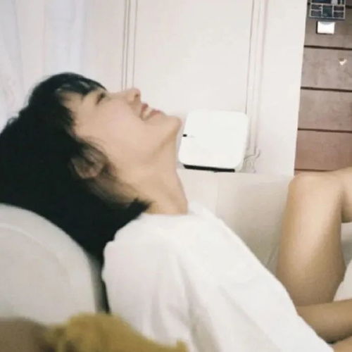  ins女生头像万事都要全力以赴包括开心