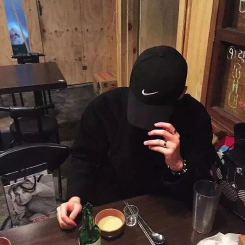  头像壁纸宁可孤独,也不将就