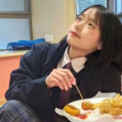  时尚高清优质女头像,一个高贵的女生