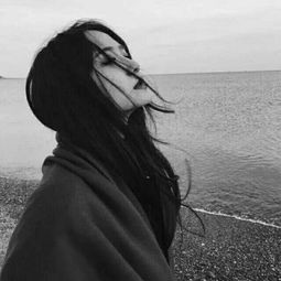  黑白色系酷女头悲喜自渡他人qq女生头像我要个性网