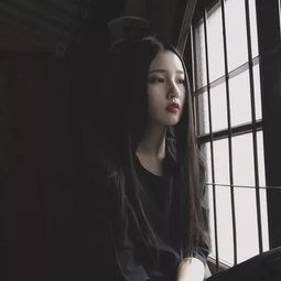 唯美,悲伤,哭泣,动漫女生,下雨天,雨伞,伤感动漫频道
