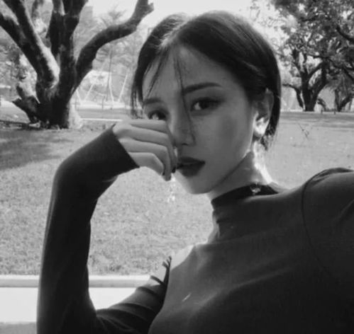 个性网女生头像黑白
